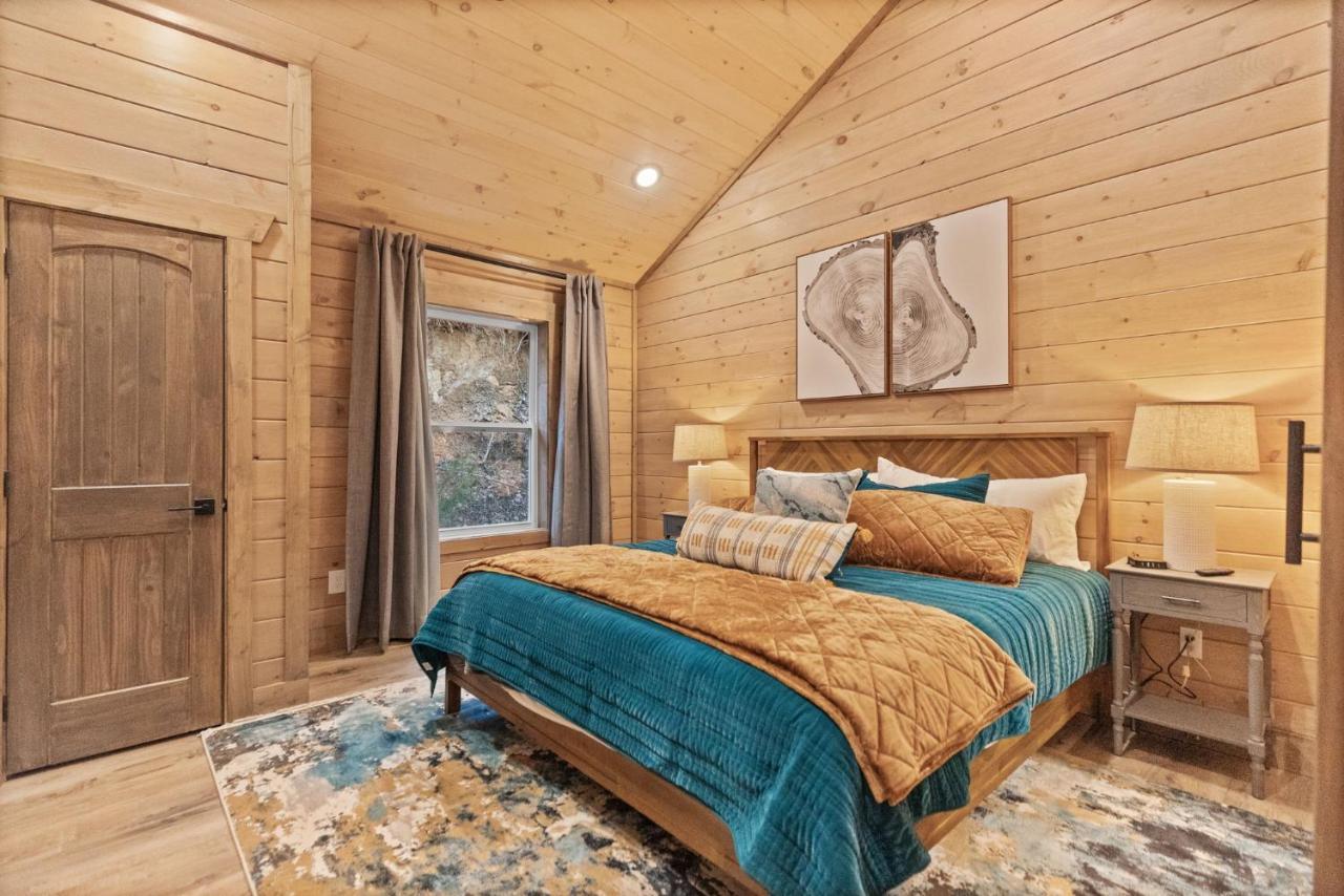 فيلا Mins To Gburg Sleeps 8 Hot Tub Arcade Area Pool جاتلينبرج المظهر الخارجي الصورة