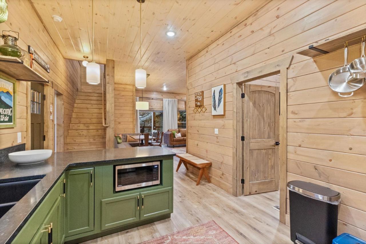 فيلا Mins To Gburg Sleeps 8 Hot Tub Arcade Area Pool جاتلينبرج المظهر الخارجي الصورة