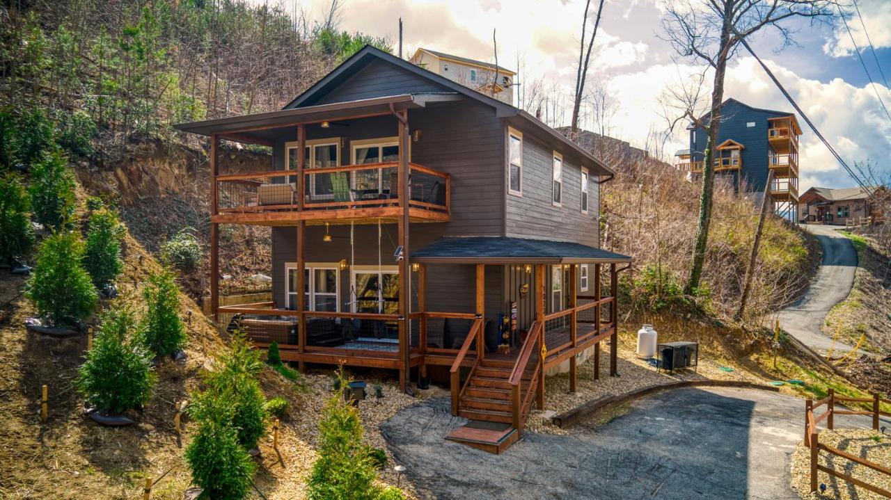 فيلا Mins To Gburg Sleeps 8 Hot Tub Arcade Area Pool جاتلينبرج المظهر الخارجي الصورة